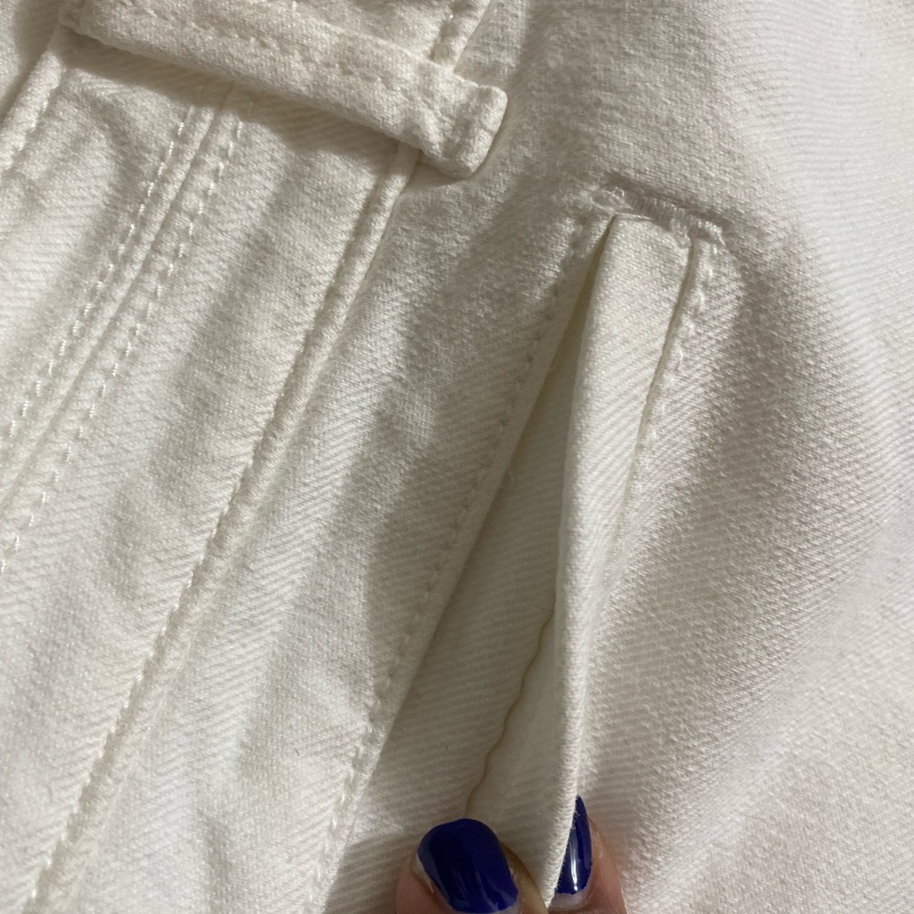 Shorts - Picture 6 of 8